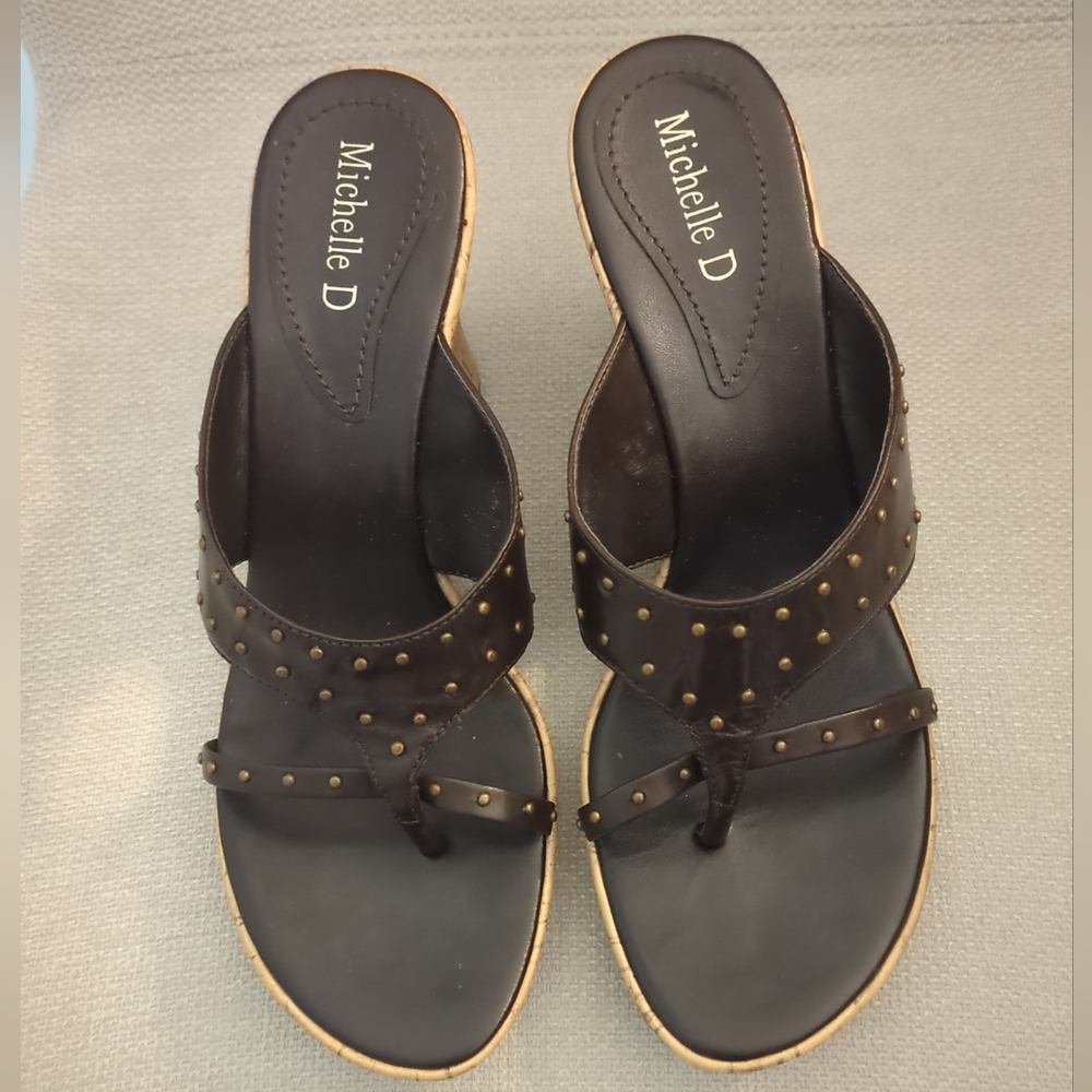 MICHELLE D Brown Wedge Sandals 8